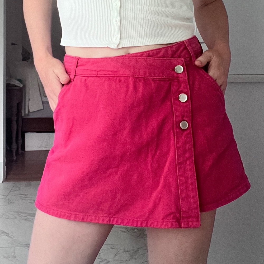 Hot pink Zara denim skort